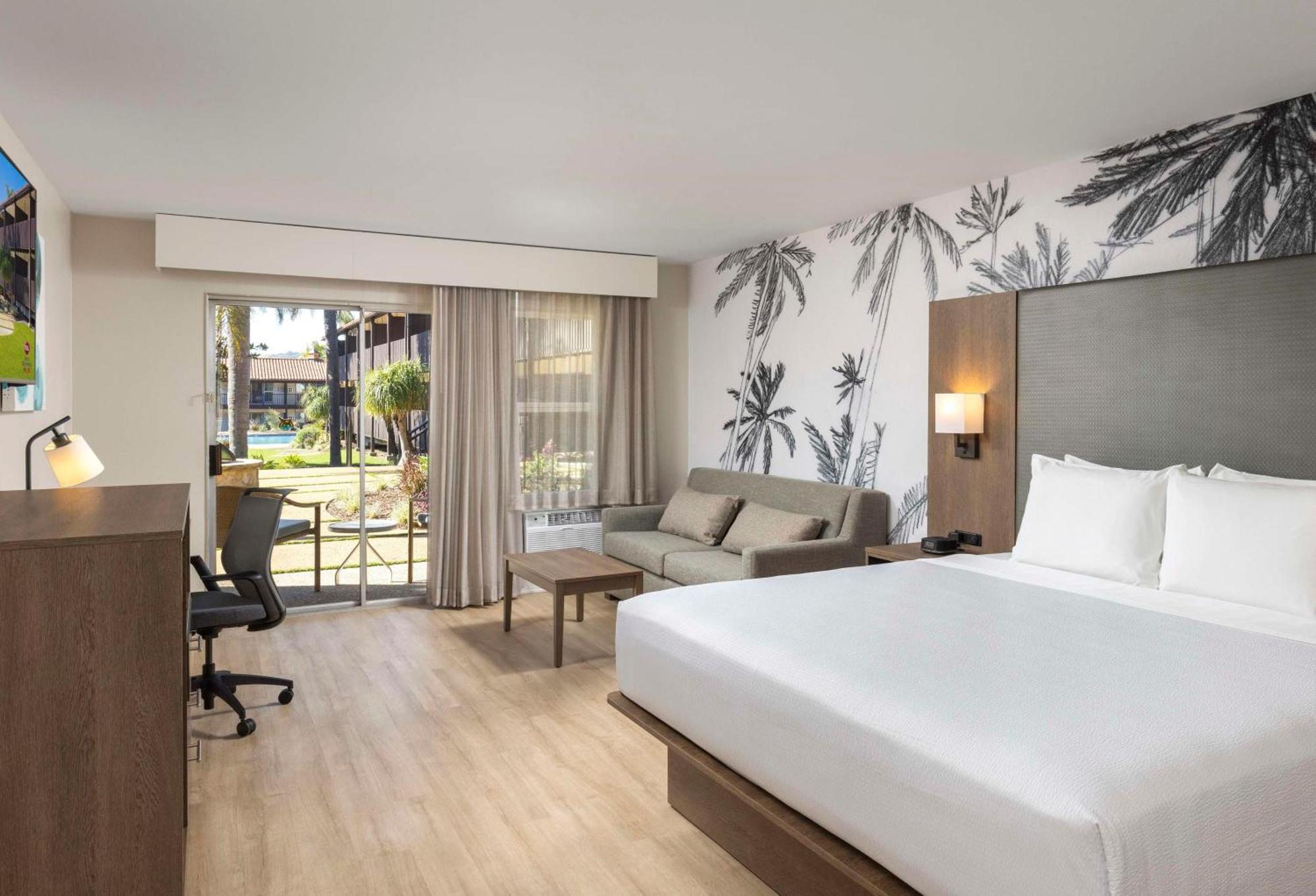 Best Western Plus Pepper Tree Inn Santa Barbara Esterno foto