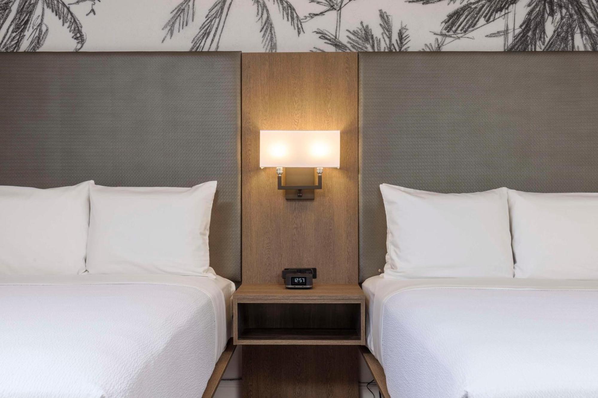 Best Western Plus Pepper Tree Inn Santa Barbara Esterno foto