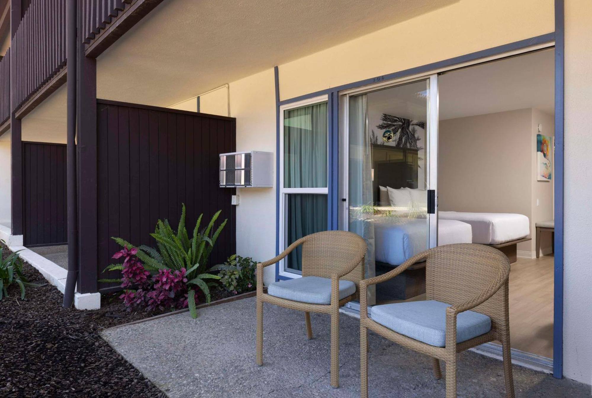 Best Western Plus Pepper Tree Inn Santa Barbara Esterno foto