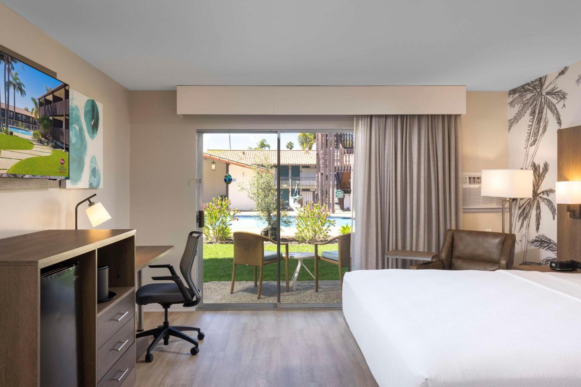 Best Western Plus Pepper Tree Inn Santa Barbara Esterno foto